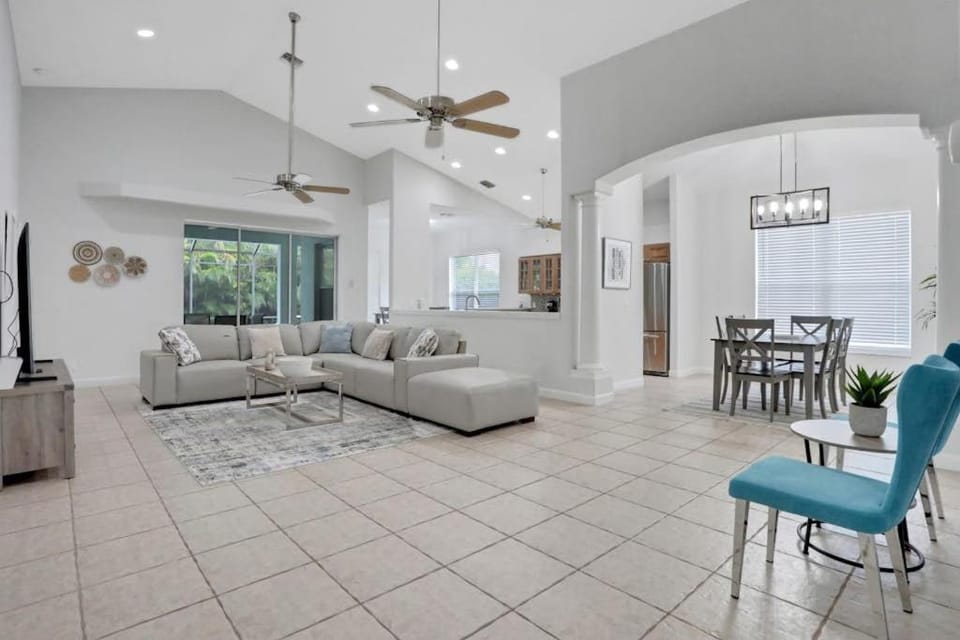 Barefoot in Bonita House in North Naples