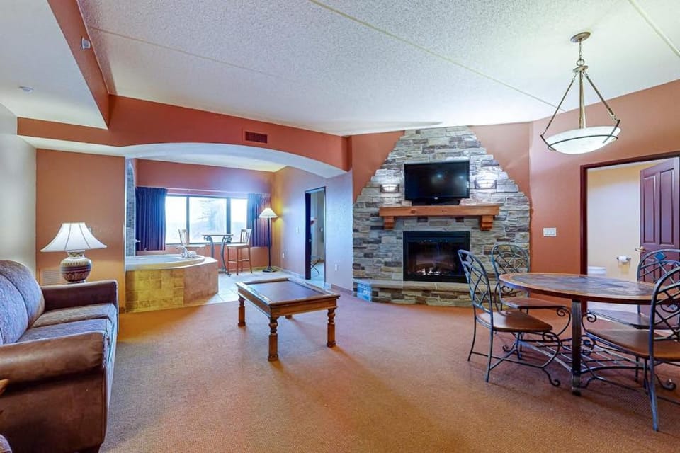 Chula Vista Condo #2402 House in Wisconsin Dells