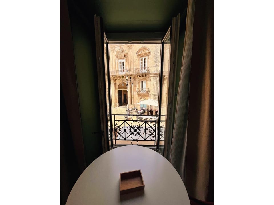 Dimora Cortese Bed and Breakfast in Syracuse