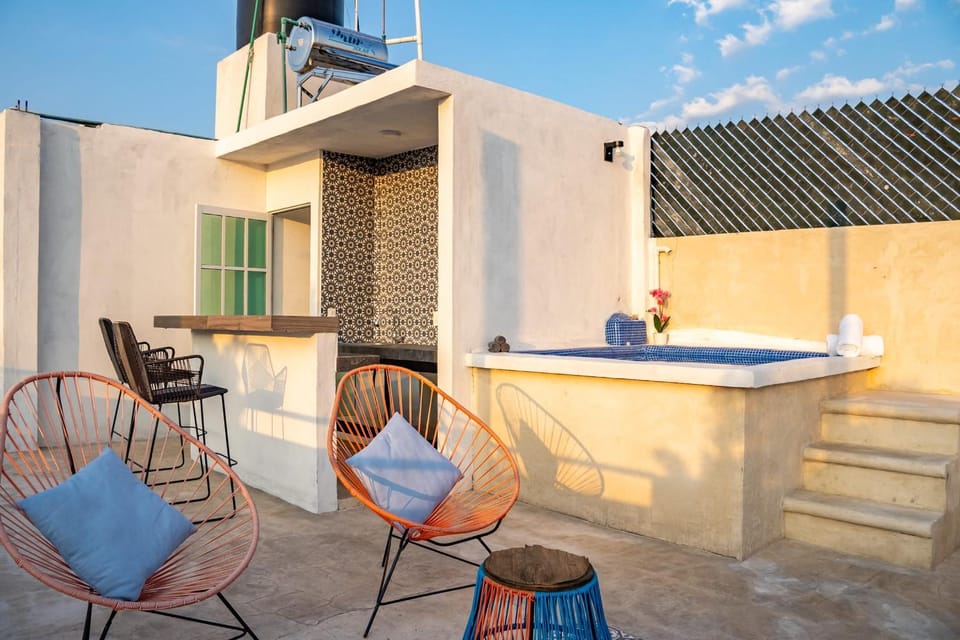 Day, Hot Tub, Balcony/Terrace