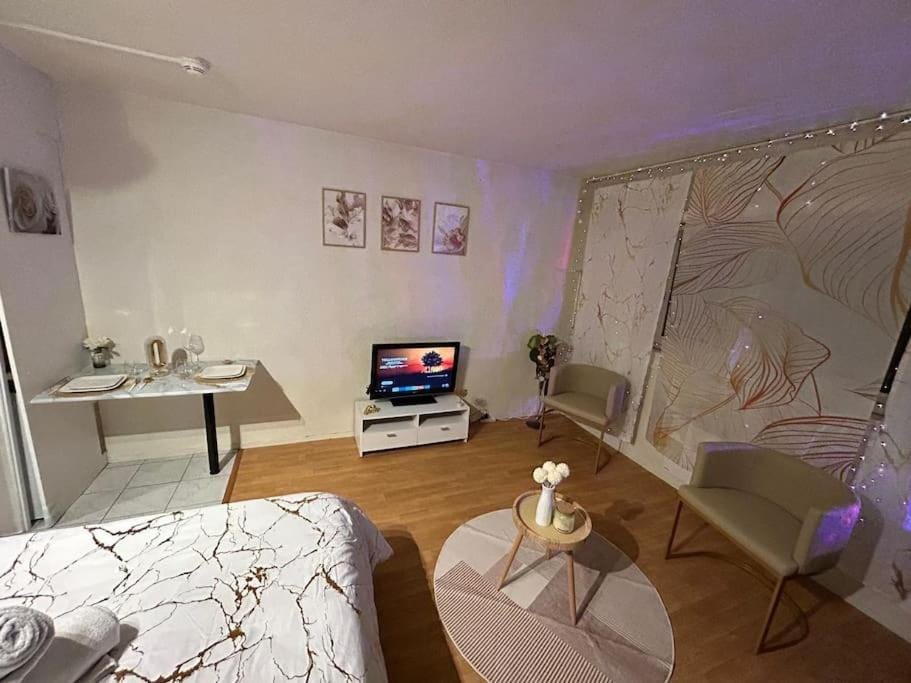 Nid Dor avec Parking Apartment in Carquefou