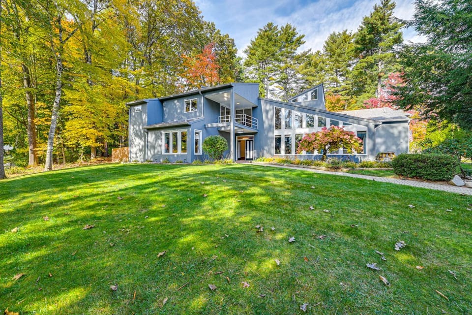7 Mi to Skiing: Lake George Home w/ Large Patio House in Queensbury