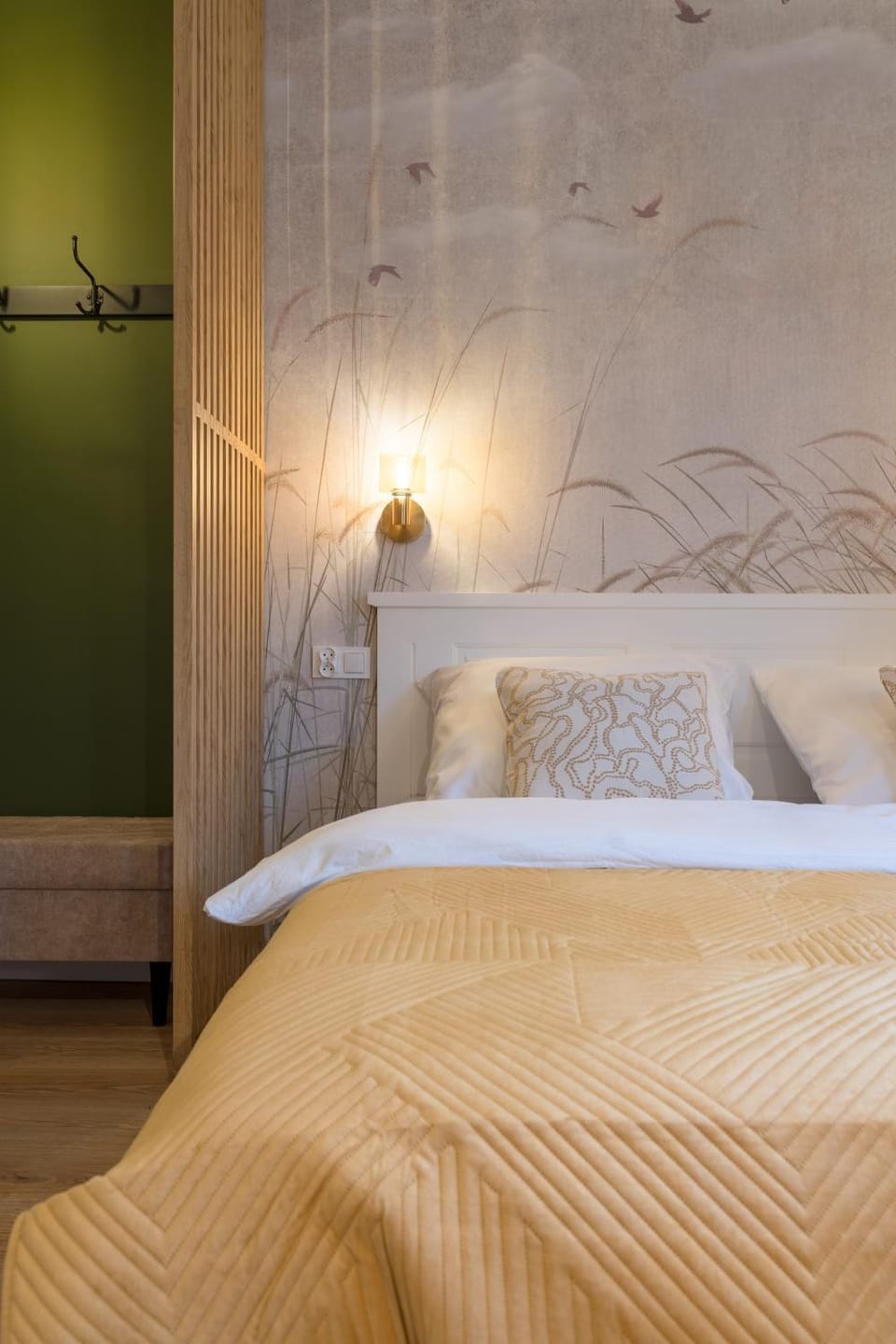 Bed, Photo of the whole room