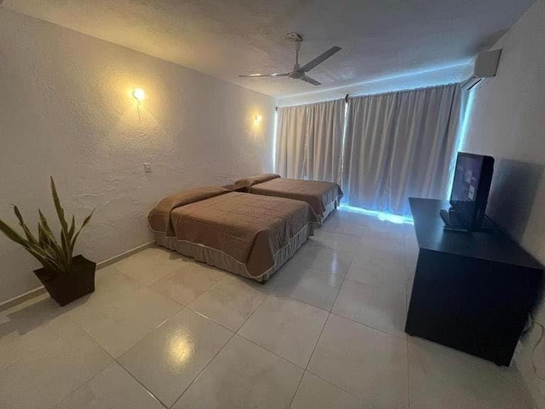 Habitación 18 a unos pasos de la playa Las Brisas Apartment in Manzanillo