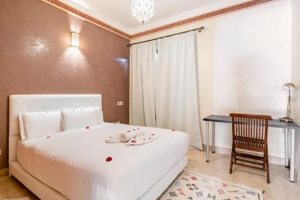 Marrakech flat with swimming pool & sunny garden Apartment in Marrakesh