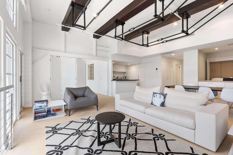 Spacious Waterfront Luxury at Woolloomooloo Wharf Apartment in Sydney