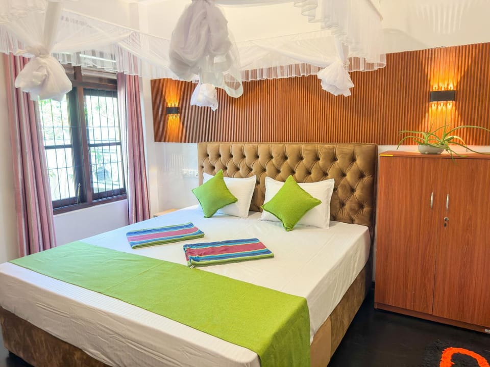 Damith Tourist Villa Bed and Breakfast in Mirissa