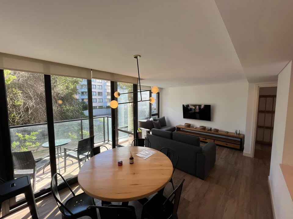 Communal lounge/ TV room, Dining area