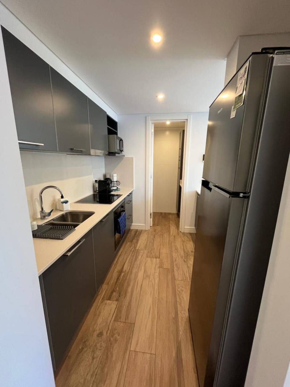 Kitchen or kitchenette, oven