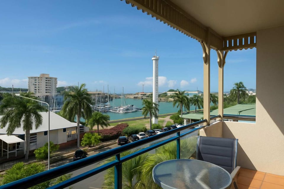 Patio, Natural landscape, View (from property/room), Balcony/Terrace, Seating area, Sea view, Swimming pool