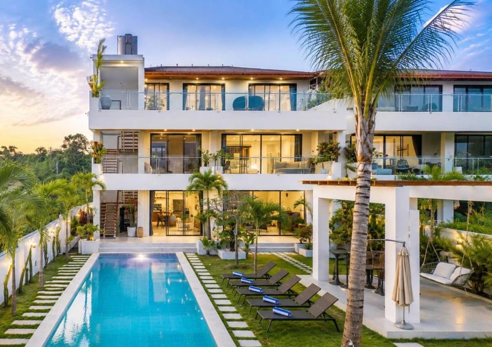 Property building, Patio, Spring, Day, Garden, Garden view, Pool view, Swimming pool, sunbed
