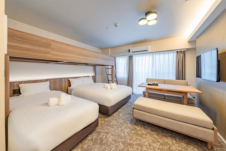 TV and multimedia, Bedroom, towels