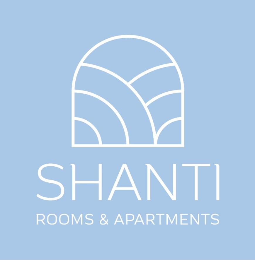 Shanti Rooms & Apartments Castello Bed and Breakfast in Campania