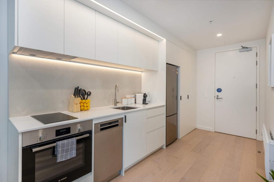 The Alpha Nest Stylish 1BR in Central Wellington Apartment in Wellington
