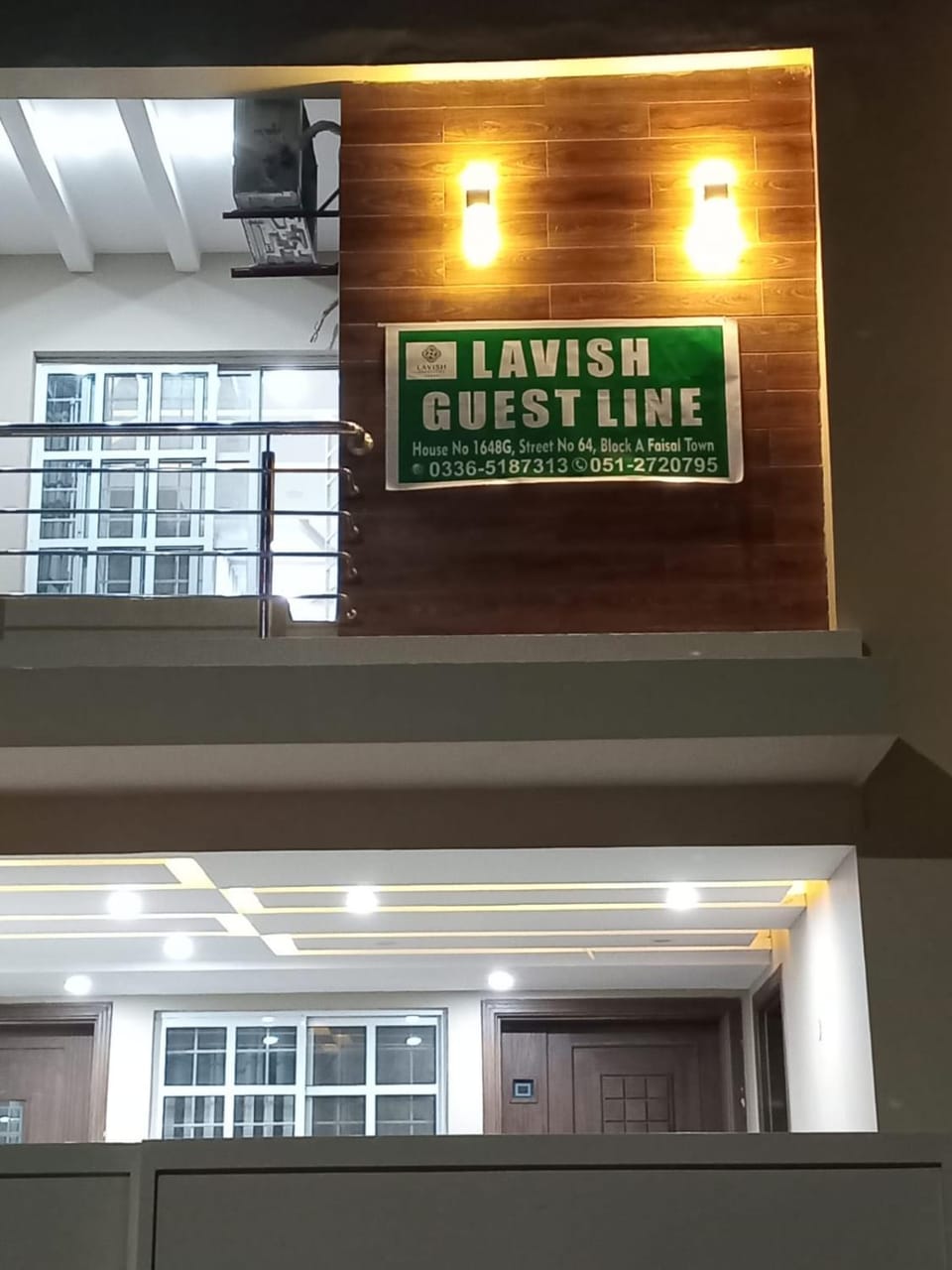 Property building, Property logo or sign, Street view