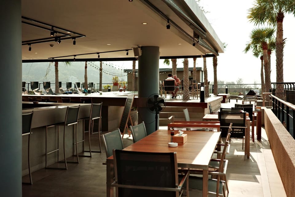 Lounge or bar