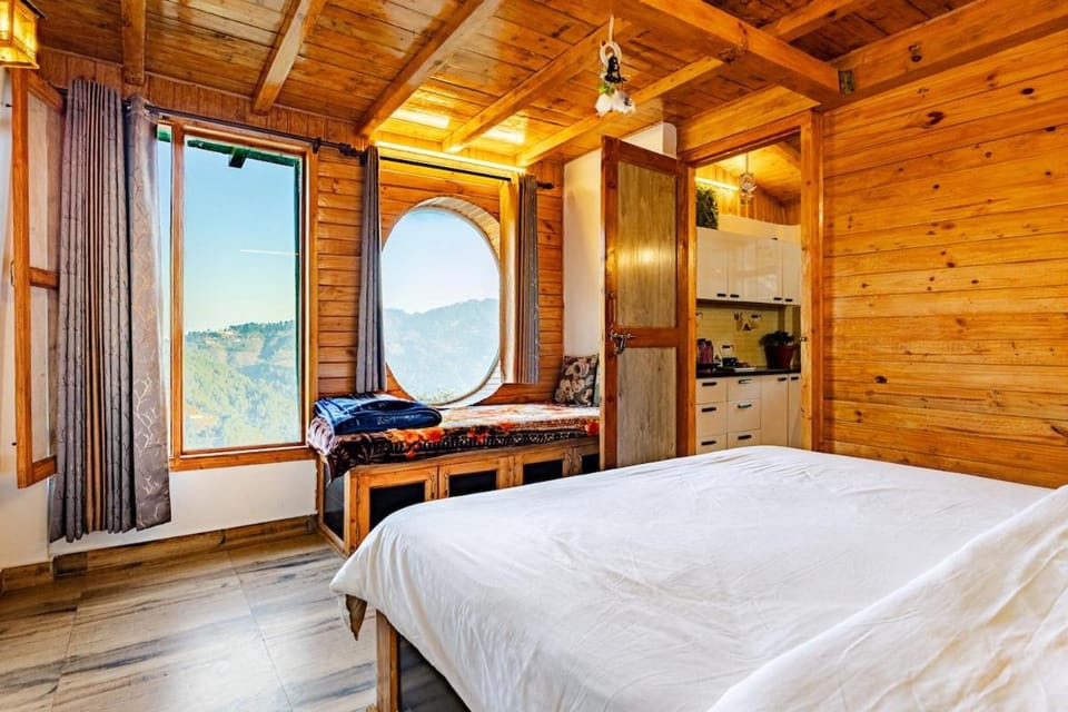 Cabin by The Woods - Mukteshwar - Authentic Forest Stay Cabin in Uttarakhand