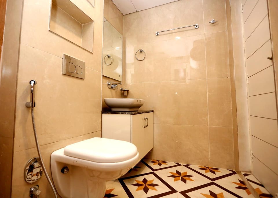 Shower, Toilet, bidet