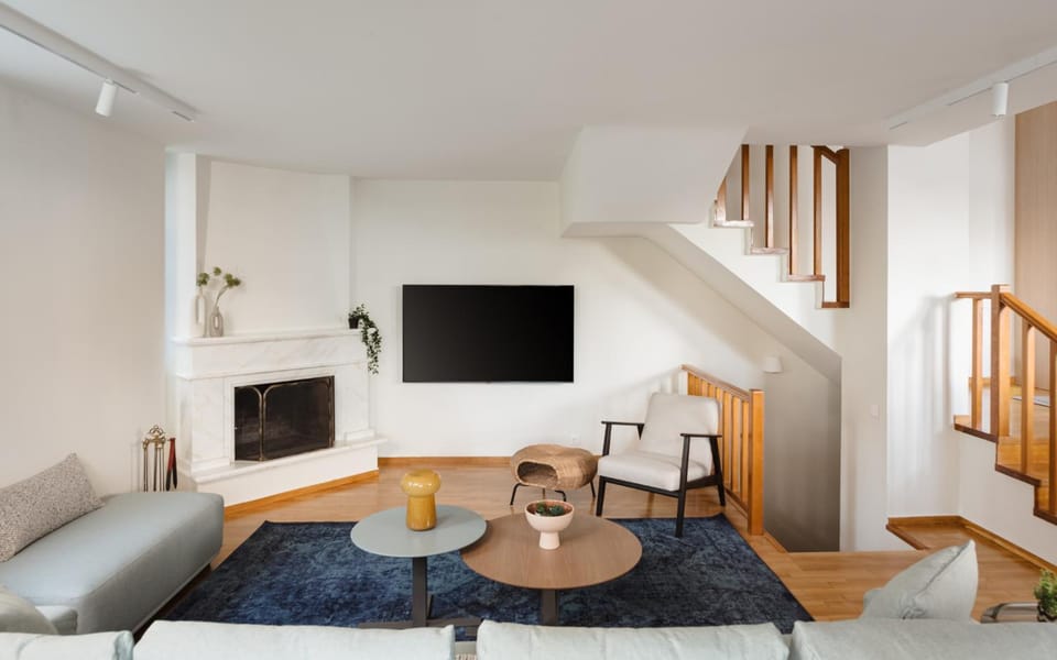 TV and multimedia, Living room, Seating area