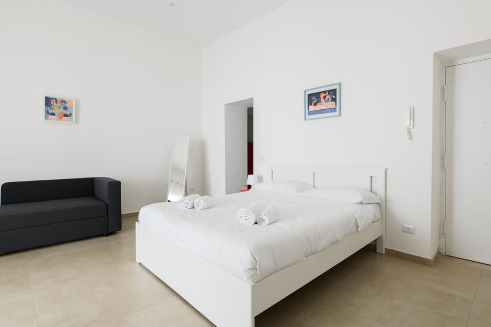 Tofa Apartments By Dimorra Apartment in Naples