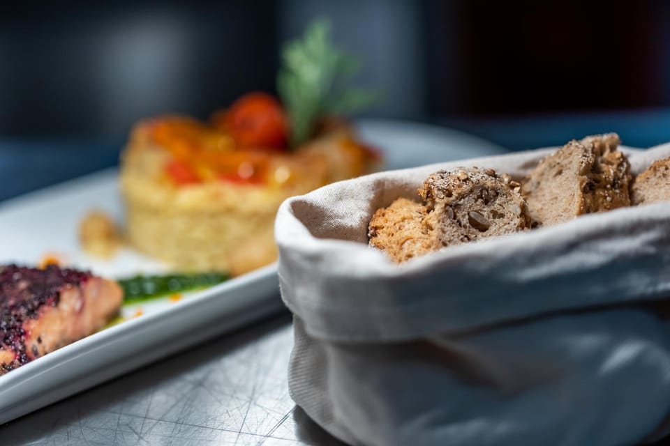 Restaurant/places to eat, Food