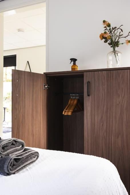 Bedroom, wardrobe