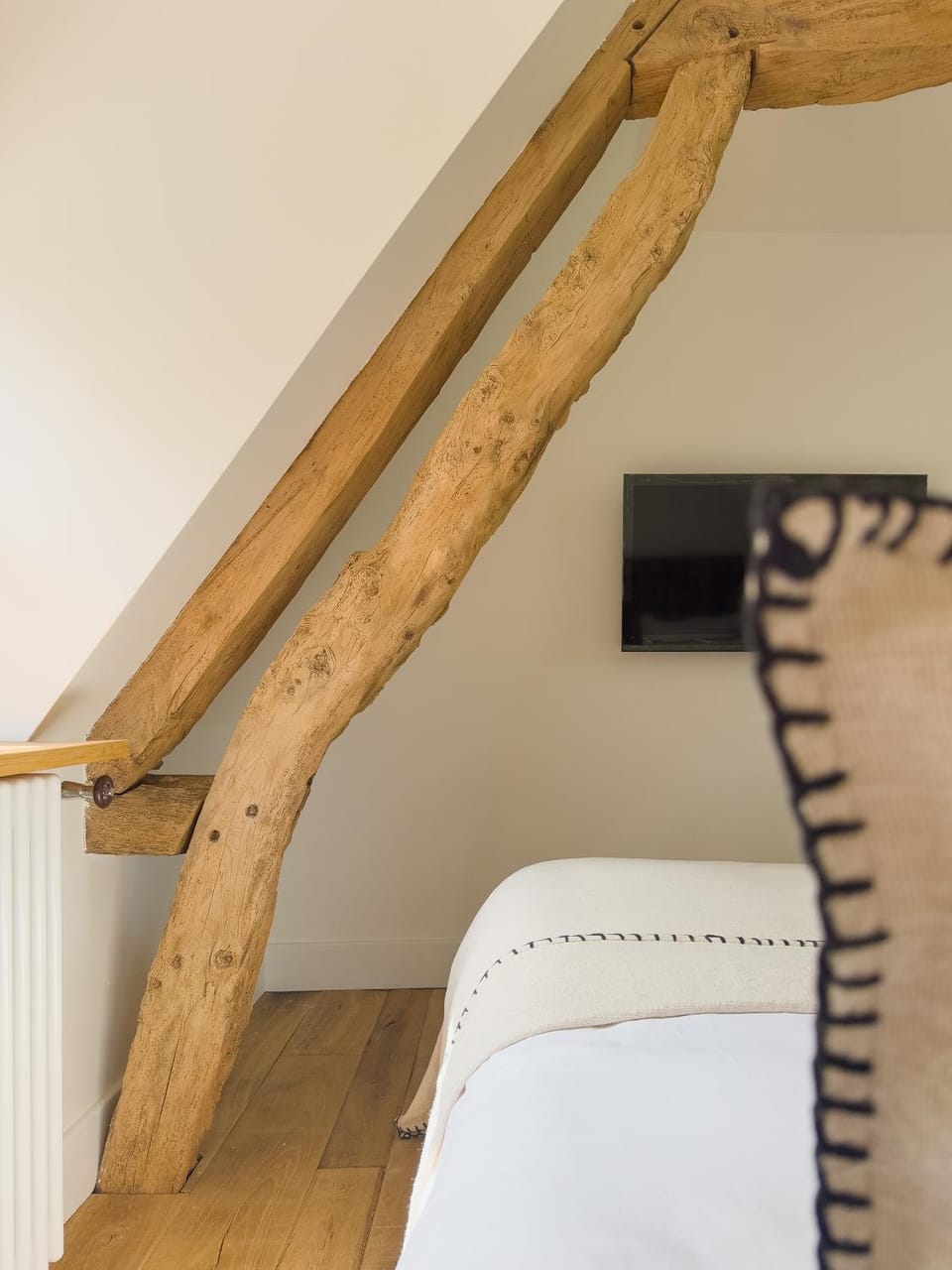 TV and multimedia, Photo of the whole room, Bedroom