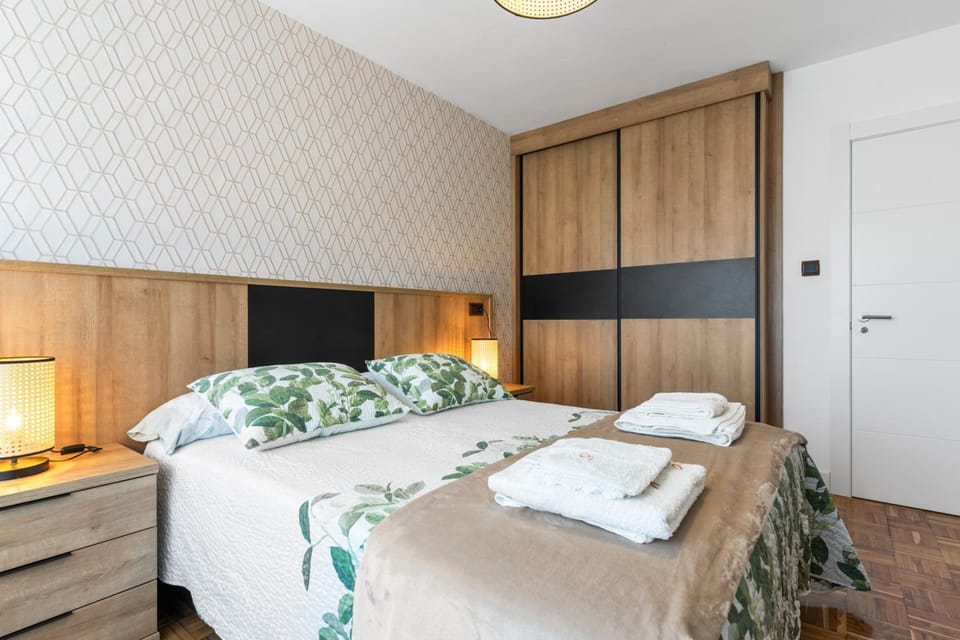 Living room, Bedroom