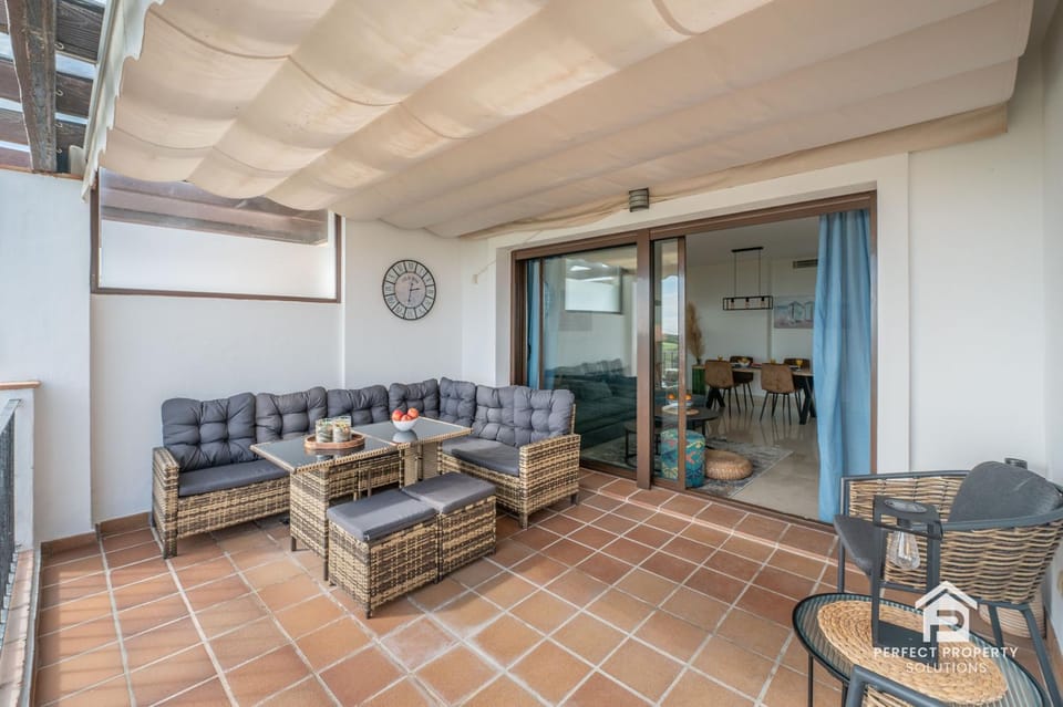 Balcony/Terrace, Seating area