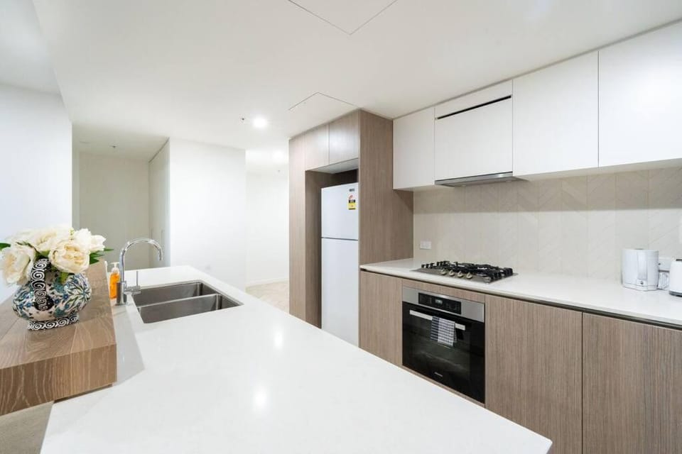 Central 2BR-2BA Resort-Style Retreat In Hamilton M21 Apartment in Bulimba