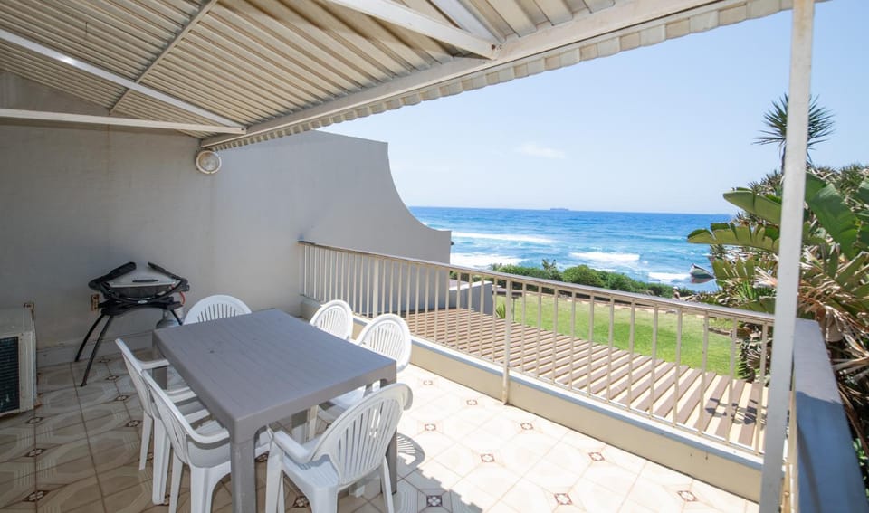 Patio, Day, Natural landscape, View (from property/room), Balcony/Terrace, Dining area, Sea view