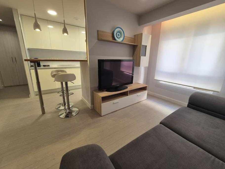 124C Apartamento 2 dormitorios by R2R Consulting Apartment in Gijón