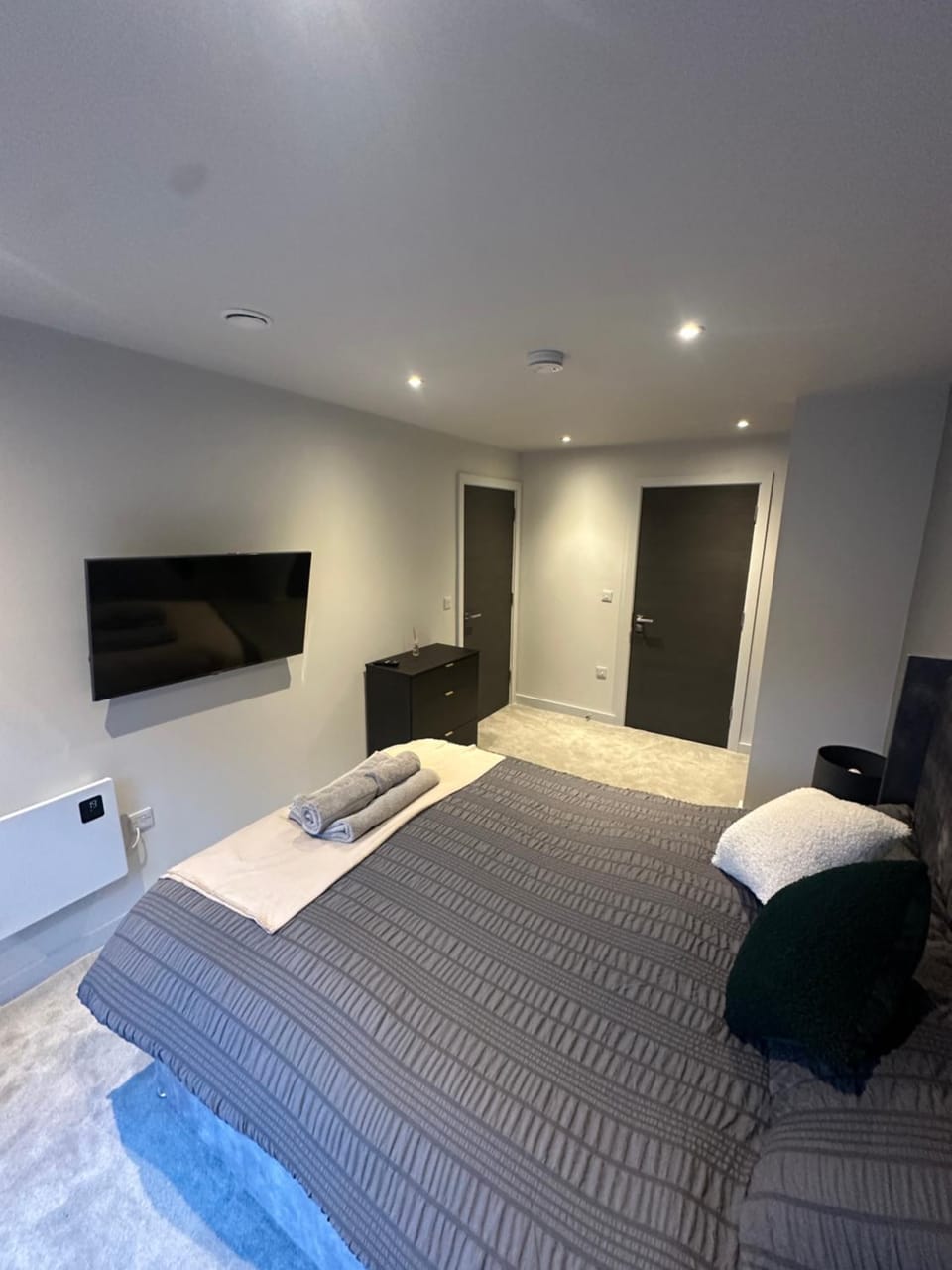 Luxurious 2 Bedroom Apartment Apartment in Salford