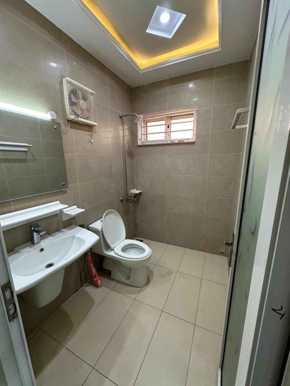 Pyramid Guest house Bed and Breakfast in Islamabad