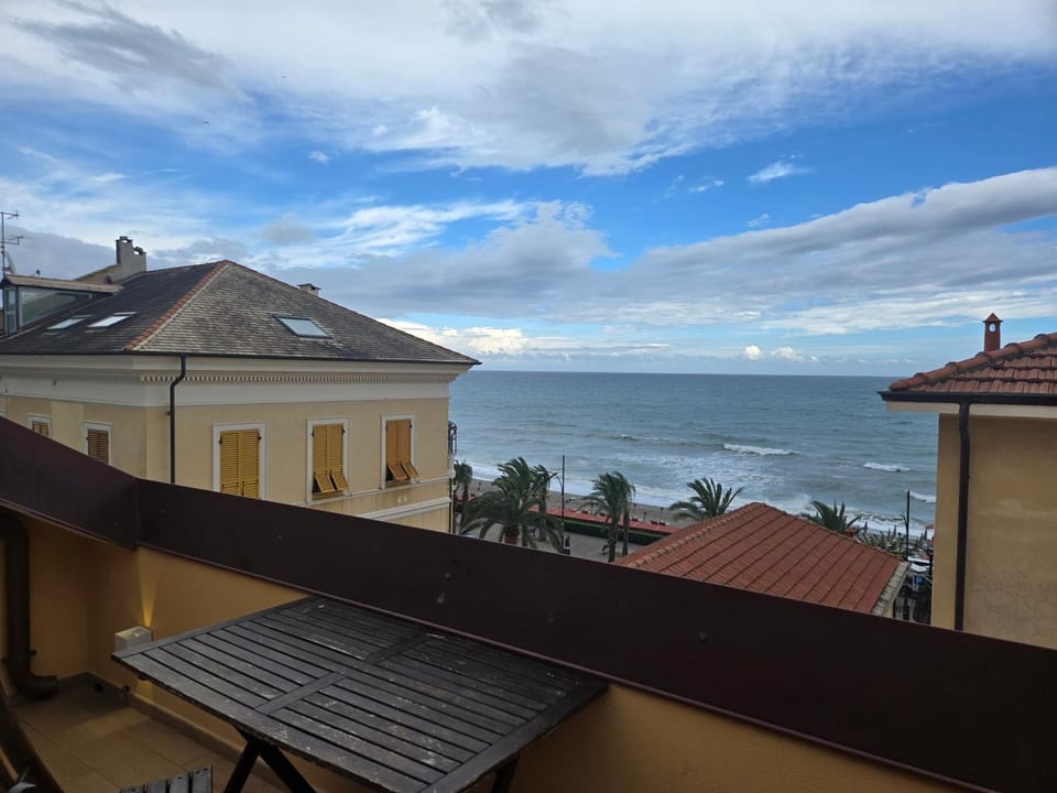 Mansarda sul mare - By Ligooria Apartment in Pietra Ligure