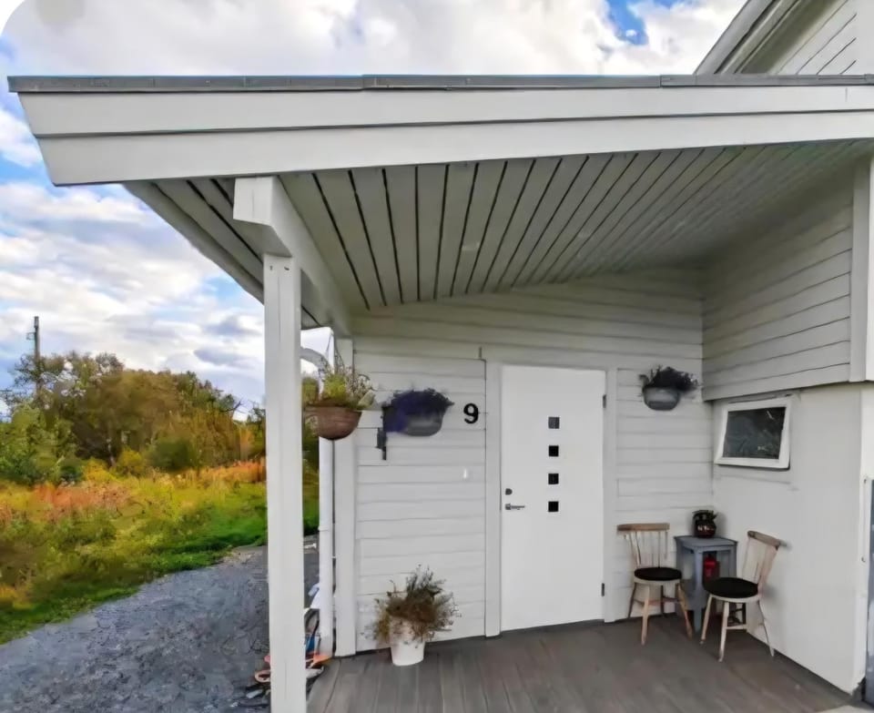 Property building, Facade/entrance