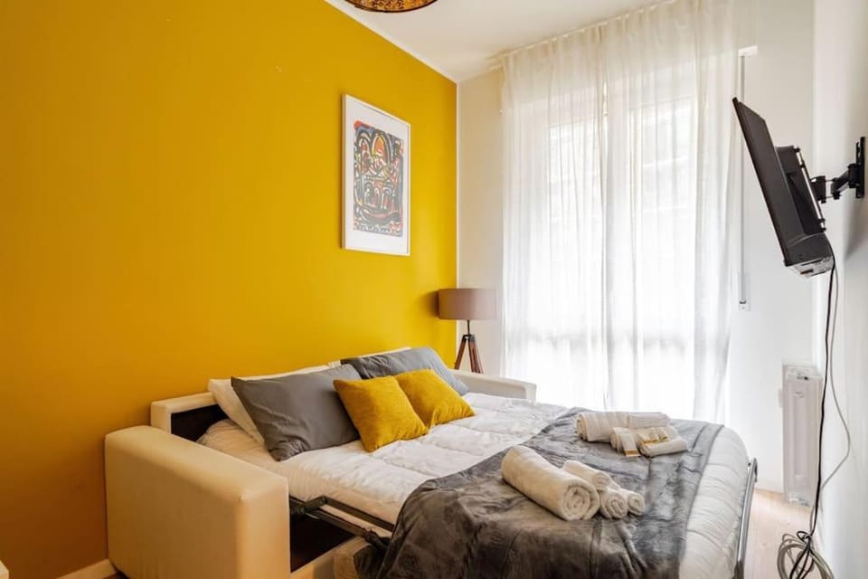 Metro M4 Centro Aeroporto Linate Giambellino Apartment in Milan