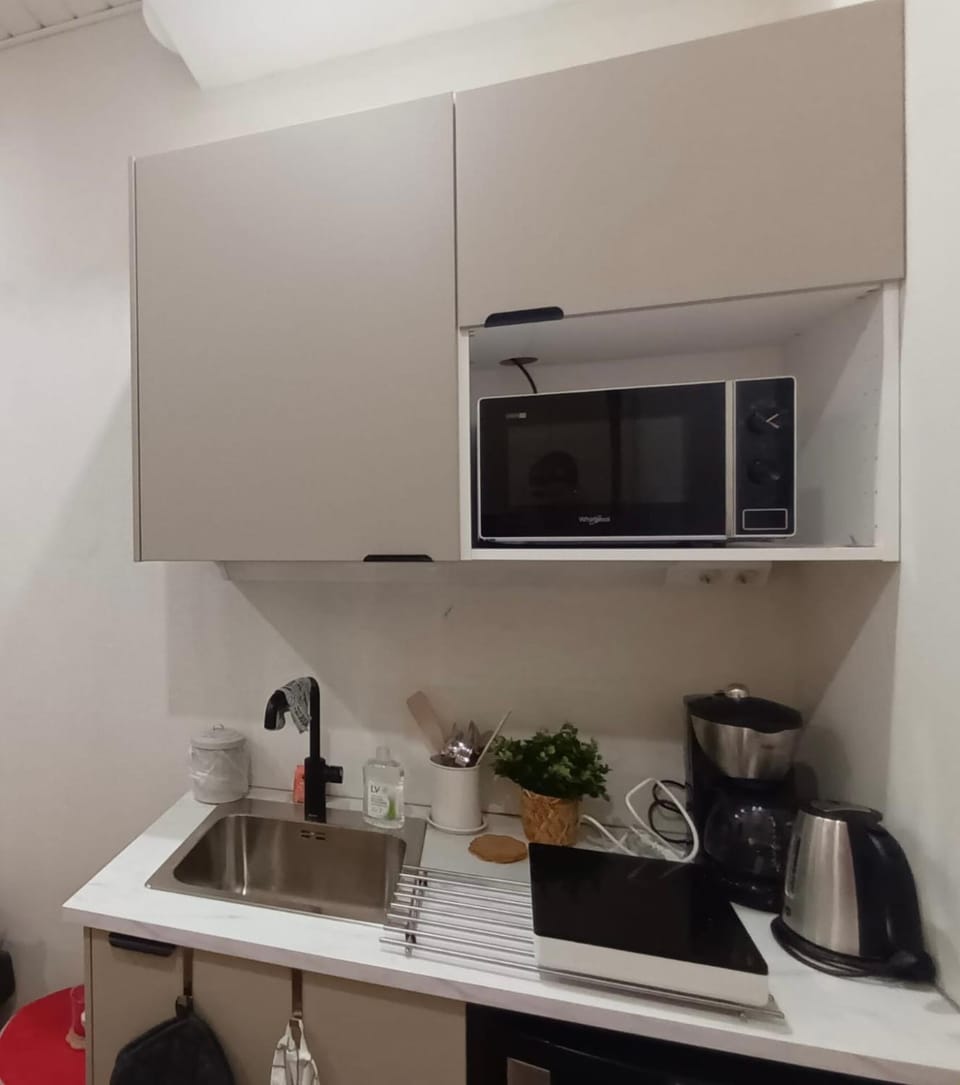 Uusi miniasunto Hiukkavaarassa ilmaisella pysäköinnillä Apartment in Finland