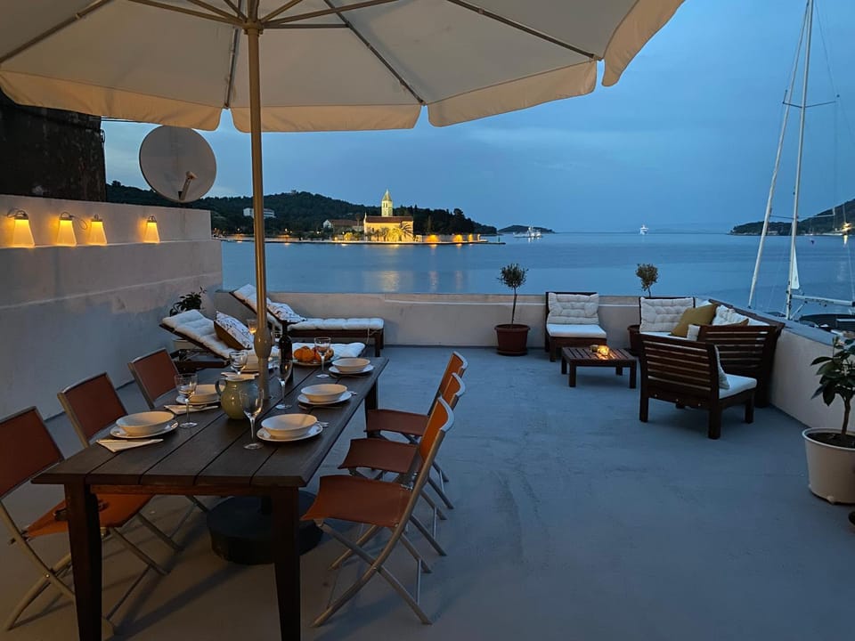 Waterfront House Carolina House in Vis