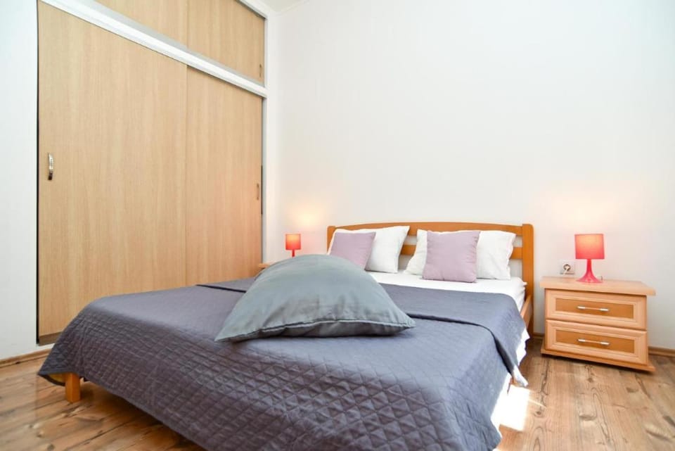 Bed, Bedroom, wardrobe