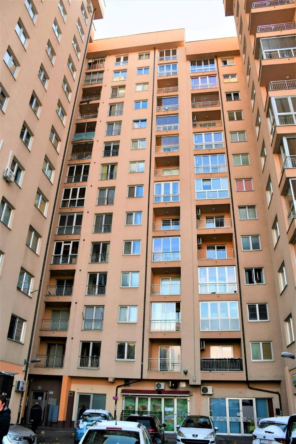 Property building, City view, Location, Parking