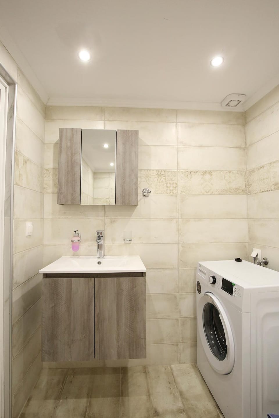 #Ioanna Apartments Luxury Jacuzzi Suite Νο8 Apartment in Thessaloniki