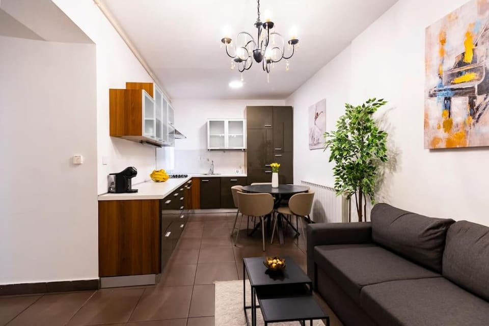 Harmony Retreat 2BDR APT, Center Apartment in City of Zagreb