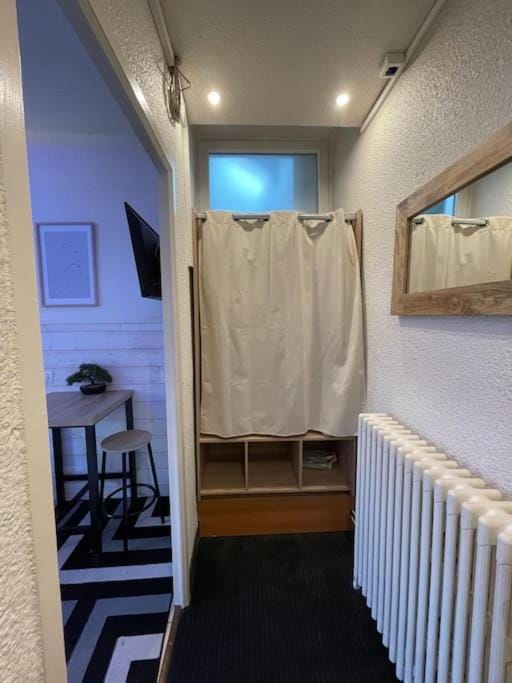 Lion d'or 27 Chambre meublée et équipée centre-ville Apartment in Montluçon