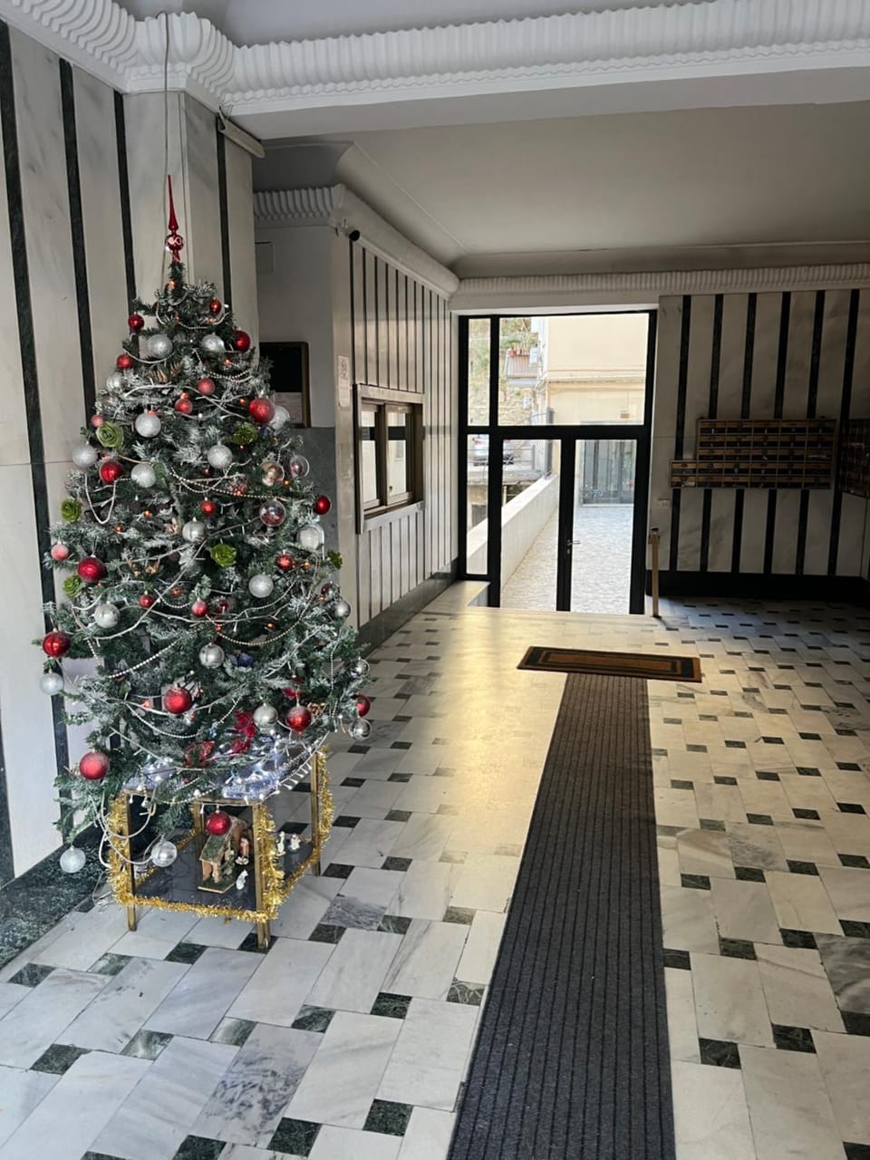Casa Momi Mergellina Bed and Breakfast in Naples