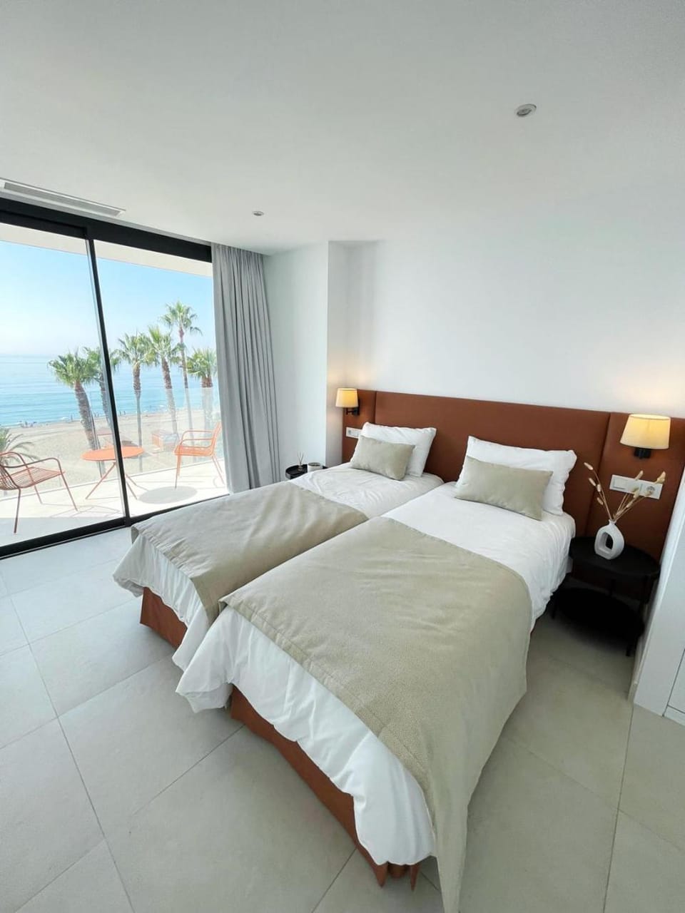 Bed, Natural landscape, Photo of the whole room, Bedroom, Sea view, towels