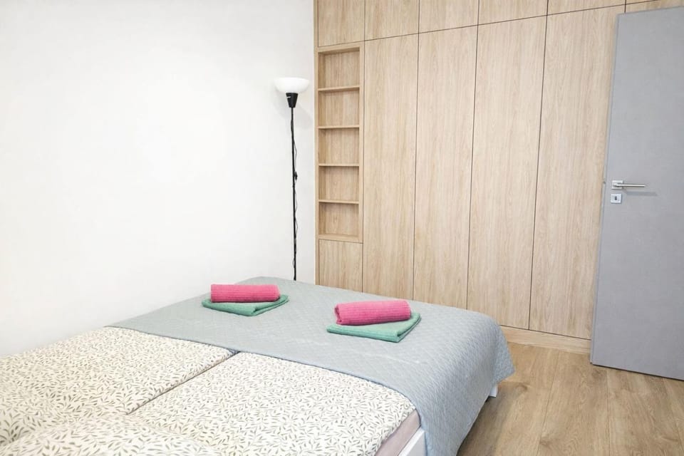 Bed, Photo of the whole room, Bedroom, towels, wardrobe