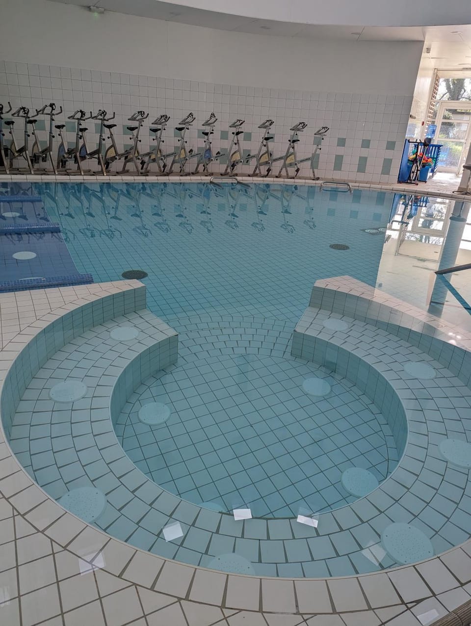 Swimming pool