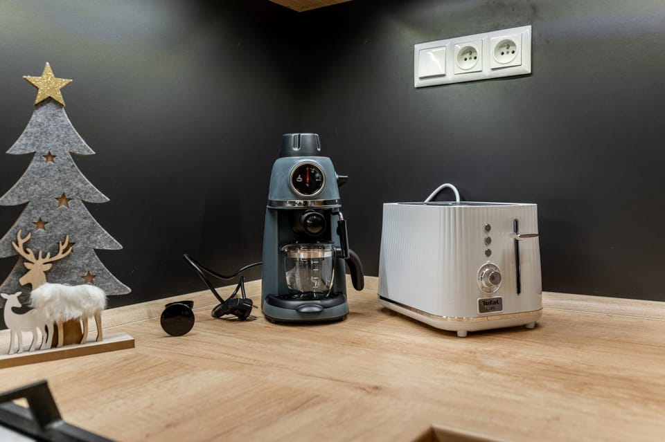 Coffee/tea facilities, Kitchen or kitchenette, toaster