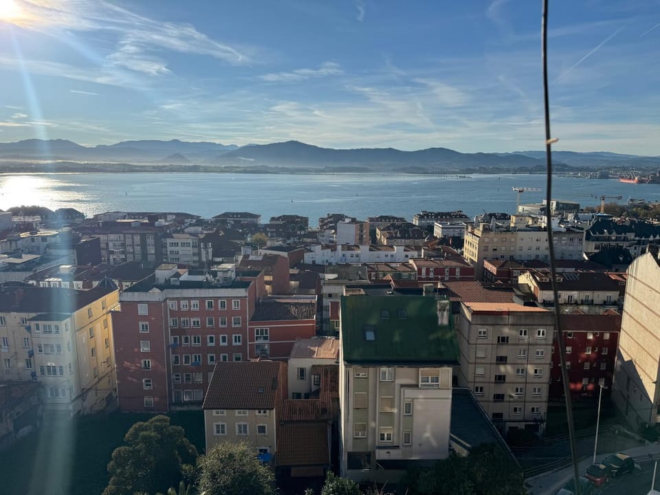 City view, Sea view